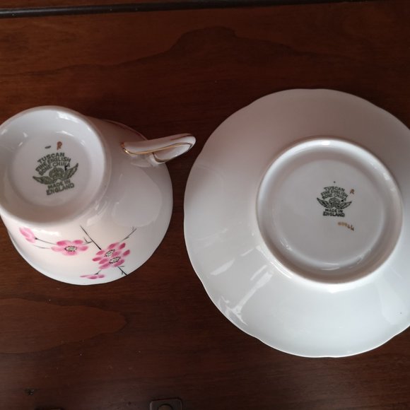 Tuscan and Clarence vintage cup&saucer - Picture 9 of 9